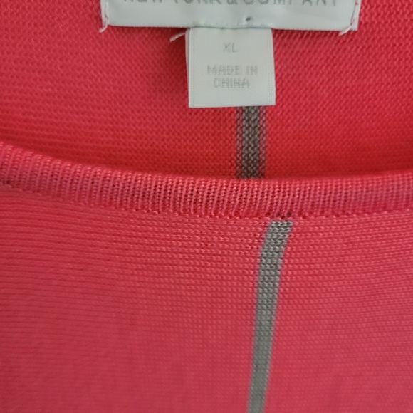 🎉 5 for $25 - New York & Co oversize short sleeve sweater - Picture 2 of 4
